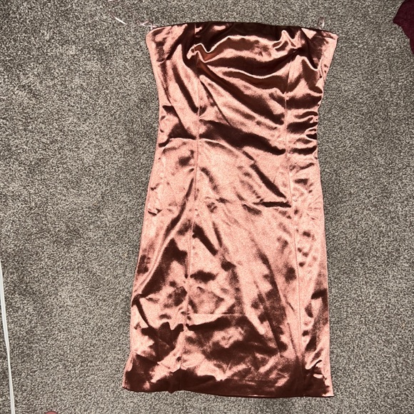 Blush dress - Picture 1 of 2